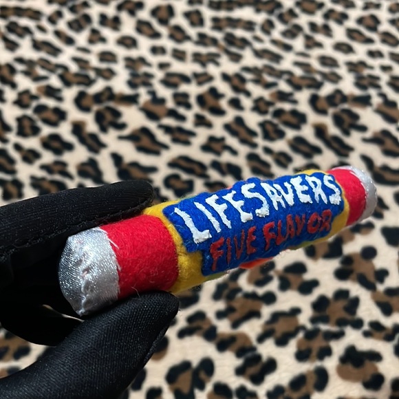 2018 LUCY SPARROW Felt Pop Art Handmade Life Savers Warhol Mart UK Sew Soul DTLA - Picture 9 of 12